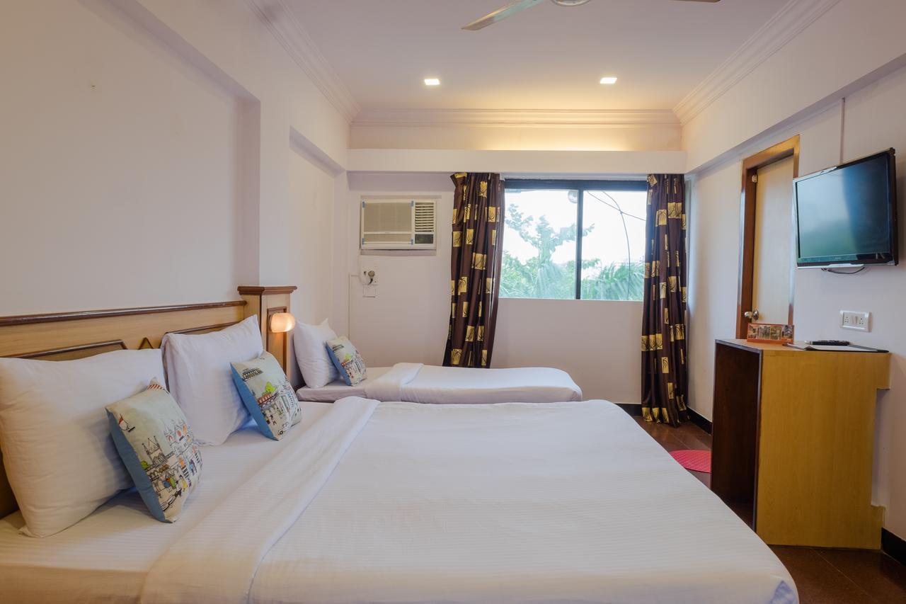 Oyo Flagship 561 Host Inn Mumbai Bagian luar foto